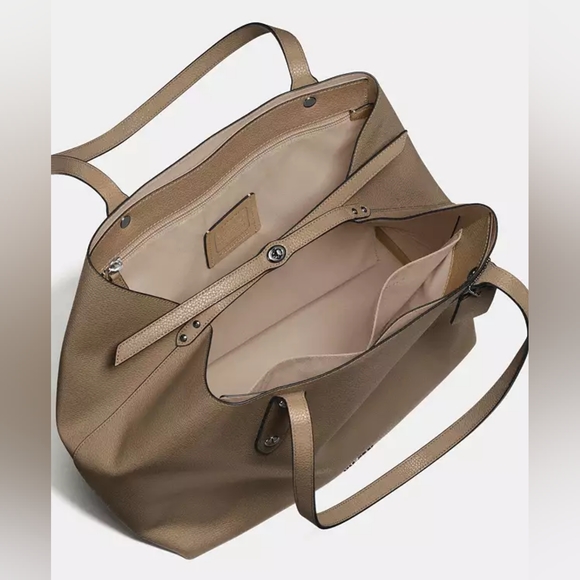 Coach Market tote - Picture 2 of 9